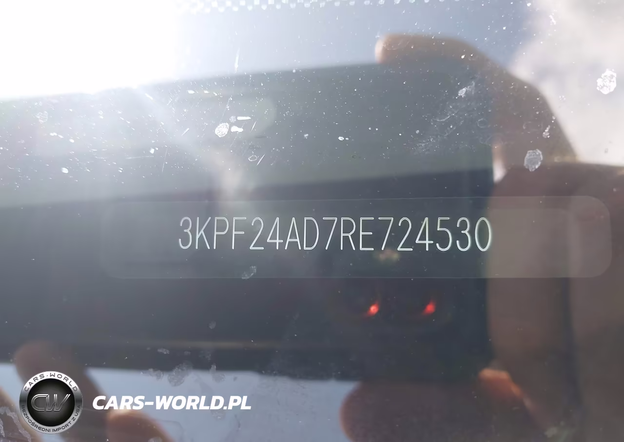 2024 Kia Forte Lxs VIN:3KPF24AD7RE724530 - 18