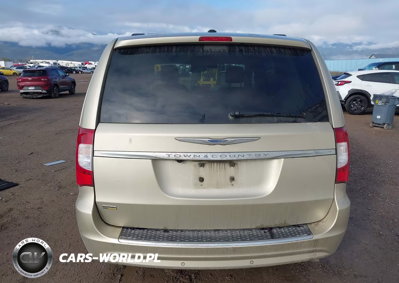 2011 Chrysler Town & Country Touring VIN:2A4RR5DG6BR723226 - 17