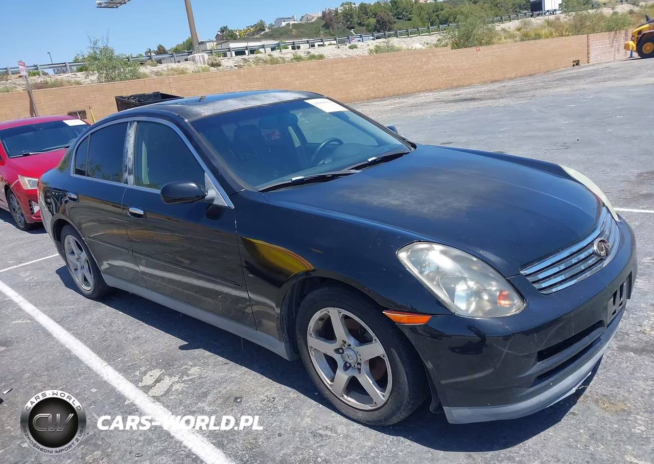 2003 Infiniti G35 Base W-6 Speed Manual