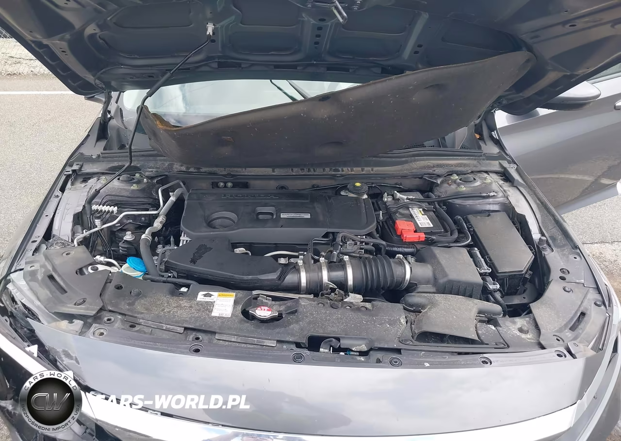2018 Honda Accord Touring 2.0T VIN:1HGCV2F98JA031882 - 10