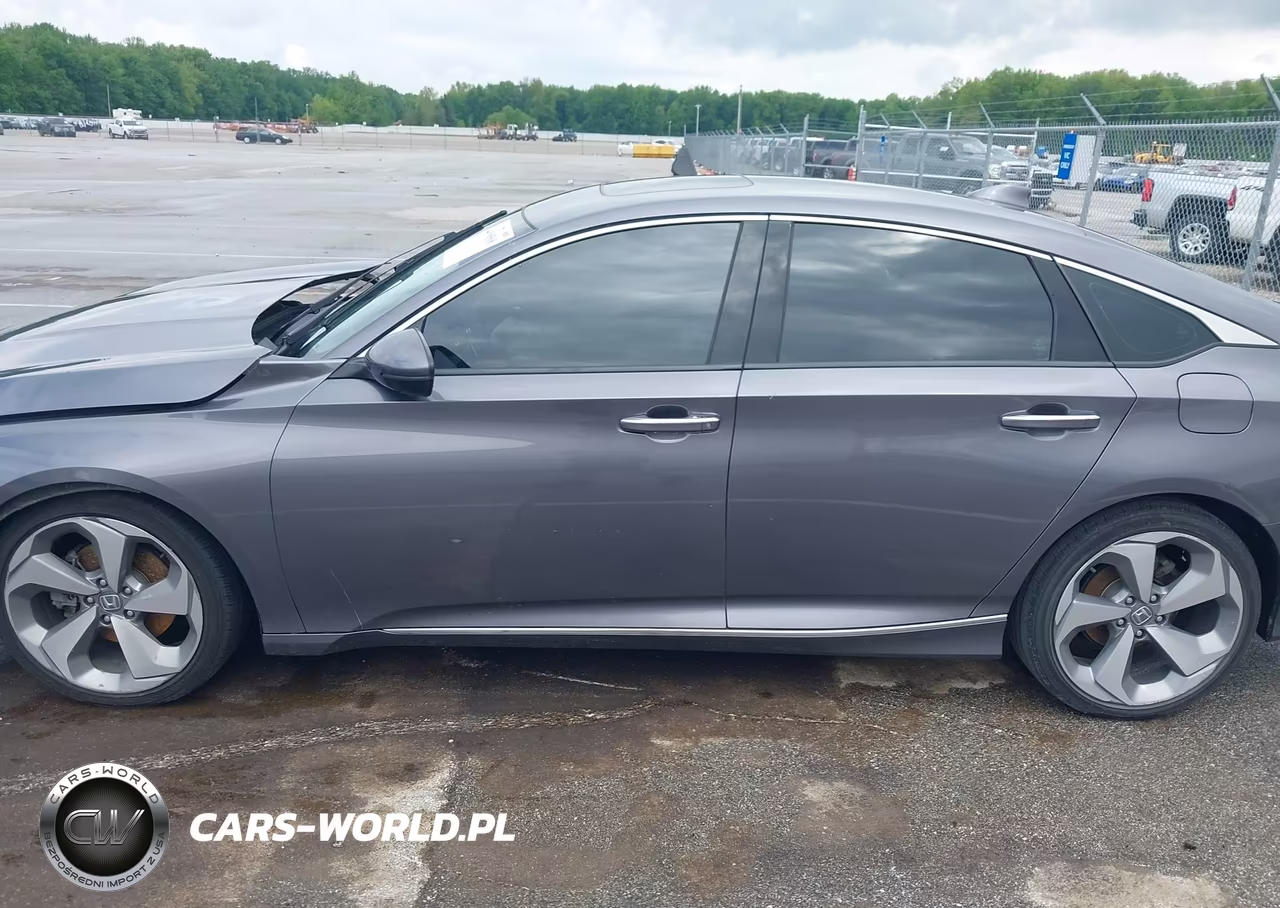 2018 Honda Accord Touring 2.0T VIN:1HGCV2F98JA031882 - 14