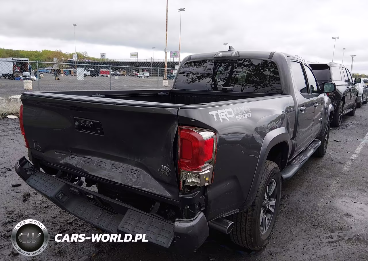 2017 Toyota Tacoma Trd Sport VIN:3TMDZ5BN5HM020167 - 4