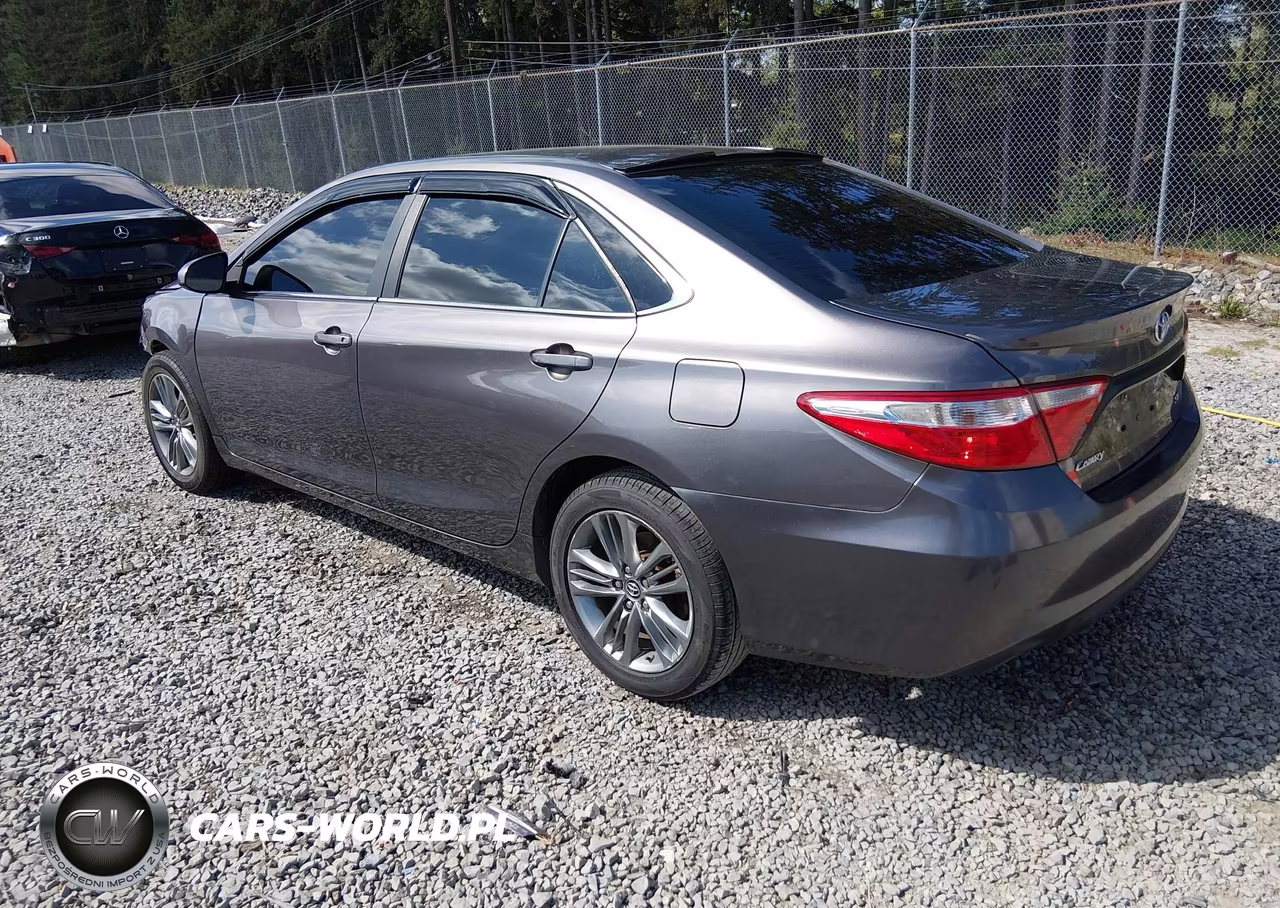 2017 Toyota Camry Se VIN:4T1BF1FK5HU413182 - 3