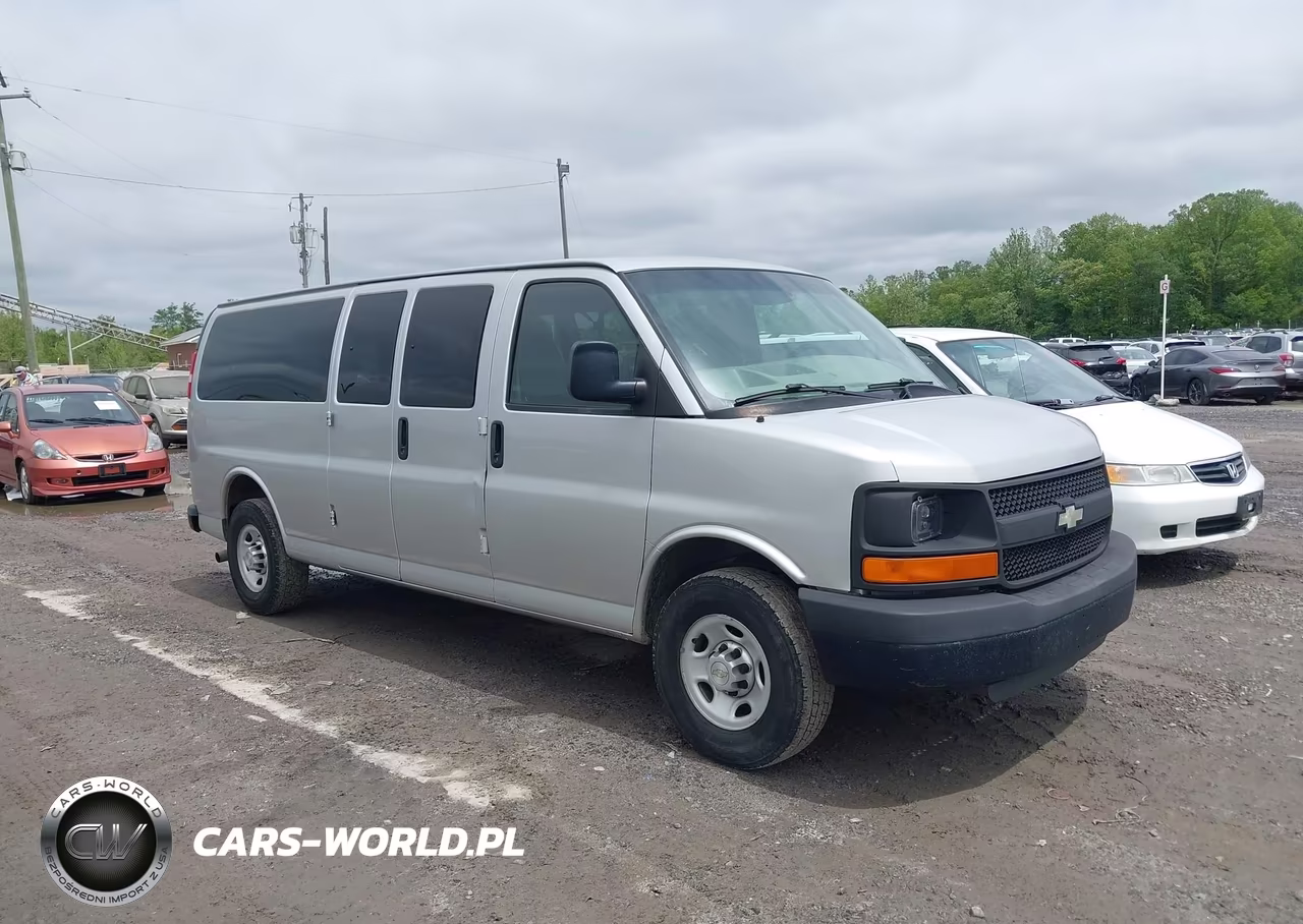 2010 Chevrolet Express 3500 Ls
