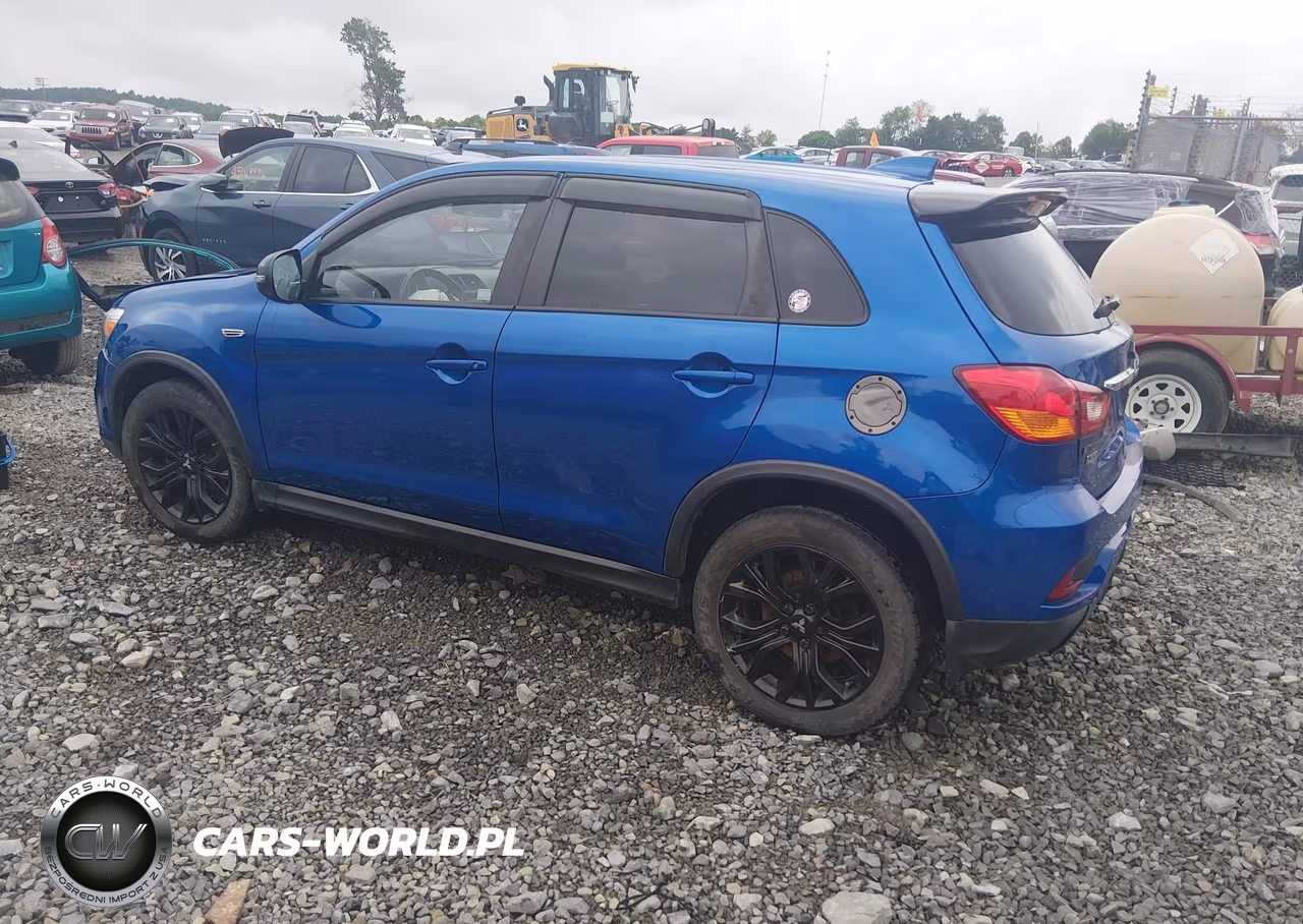 2018 Mitsubishi Outlander Sport 2.0 Le VIN:JA4AR3AU2JZ029424 - 3