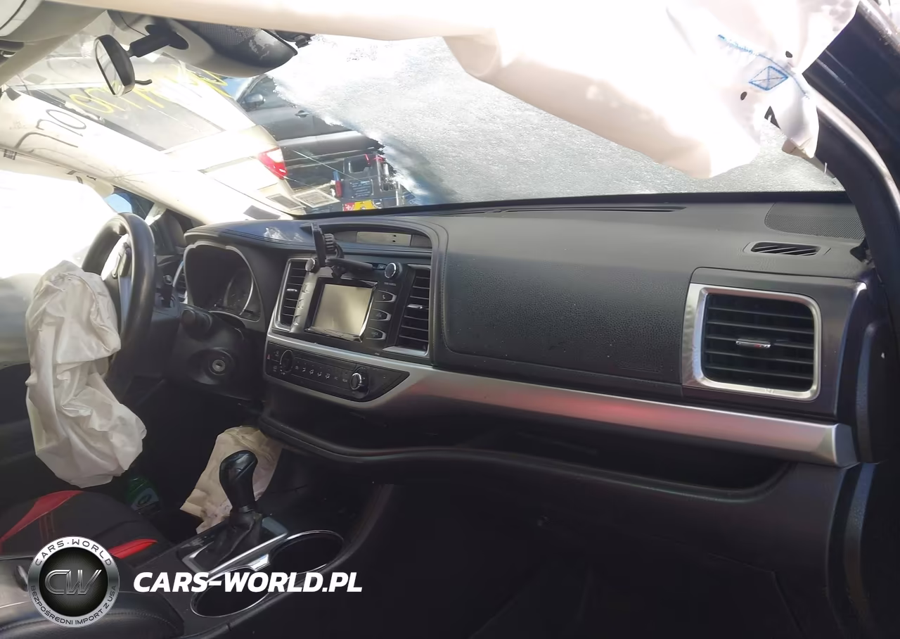 2017 Toyota Highlander Le VIN:5TDBZRFH7HS409170 - 5