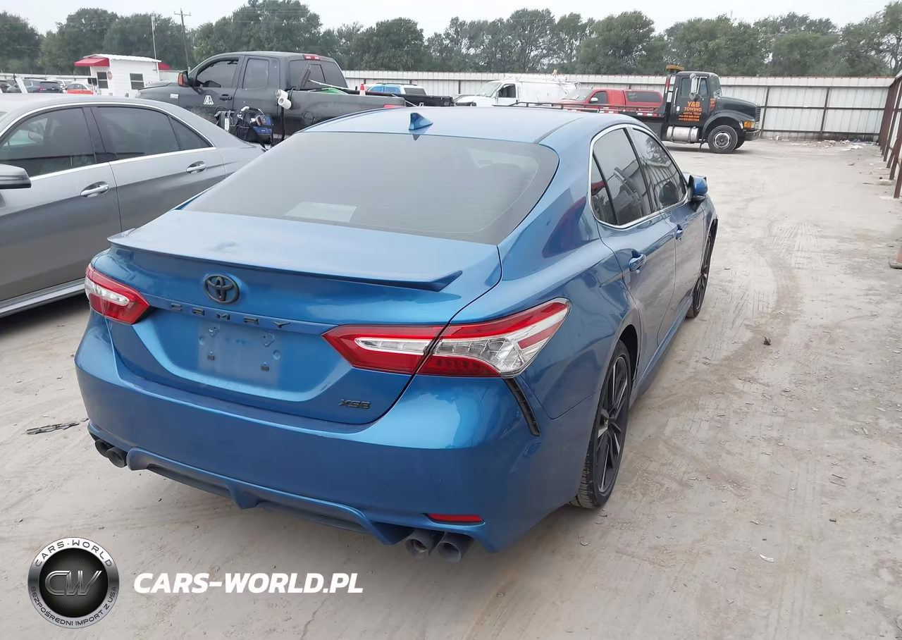2020 Toyota Camry Xse VIN:4T1K61AK4LU386976 - 4