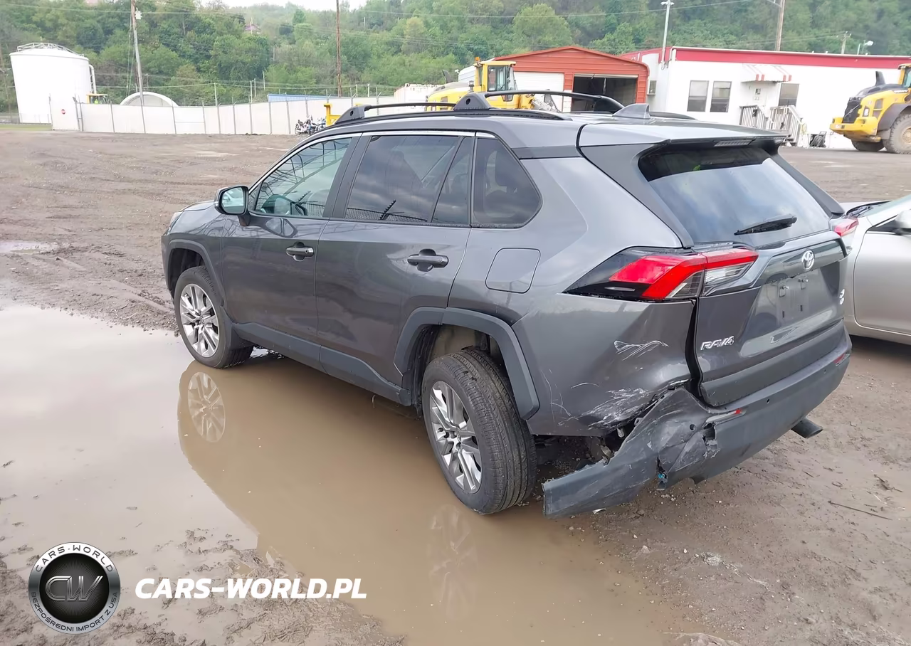2024 Toyota Rav4 Xle Premium VIN:2T3A1RFV0RC468877 - 3