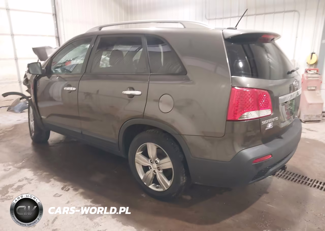 2013 Kia Sorento Ex V6 VIN:5XYKUDA28DG394271 - 3