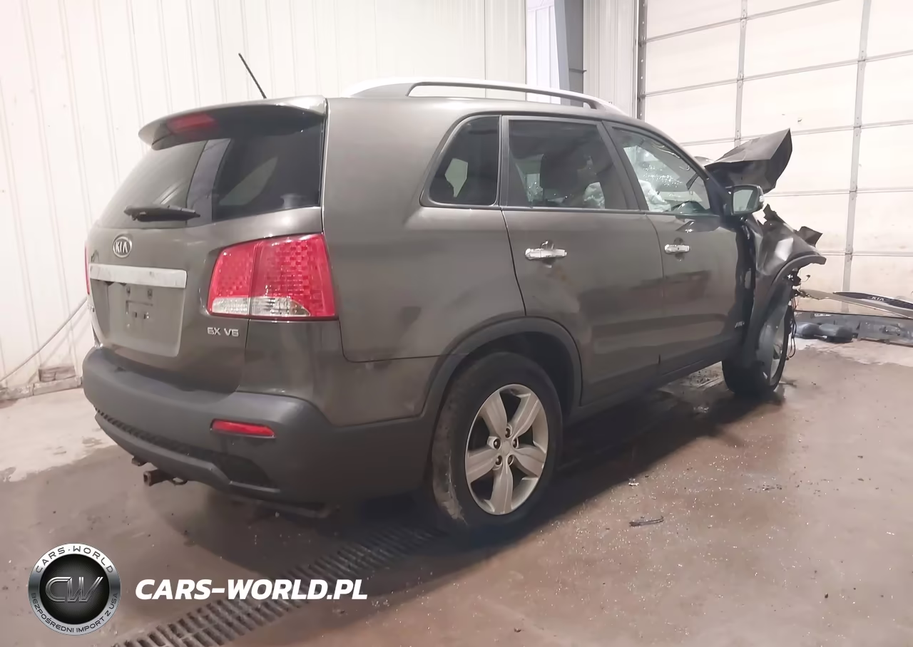 2013 Kia Sorento Ex V6 VIN:5XYKUDA28DG394271 - 4