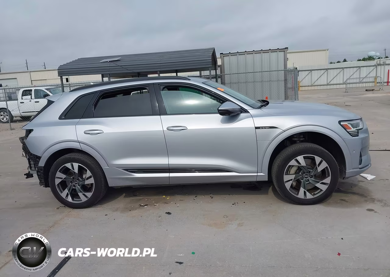 2021 Audi E-Tron Premium Quattro VIN:WA1AAAGE0MB025624 - 14