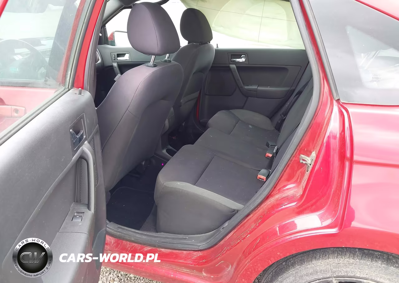 2011 Ford Focus Ses VIN:1FAHP3GN6BW184190 - 8