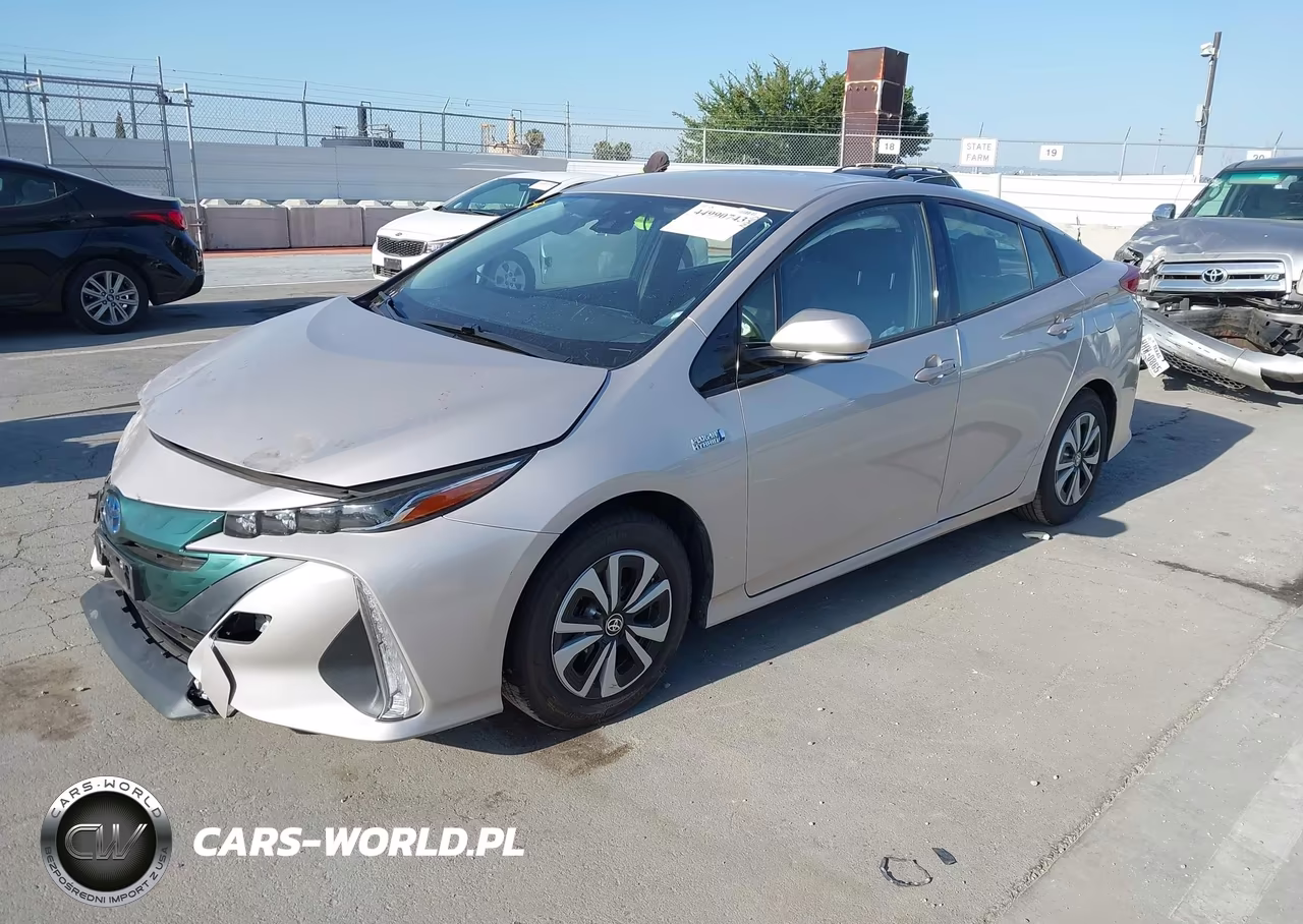 2018 Toyota Prius Prime Premium VIN:JTDKARFP9J3100242 - 2