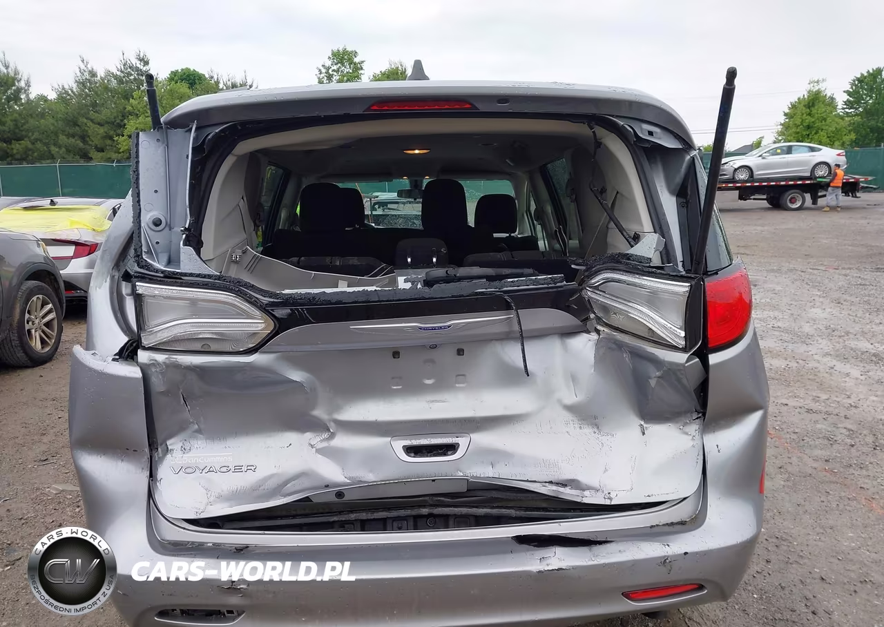 2020 Chrysler Voyager L VIN:2C4RC1AG0LR274678 - 6