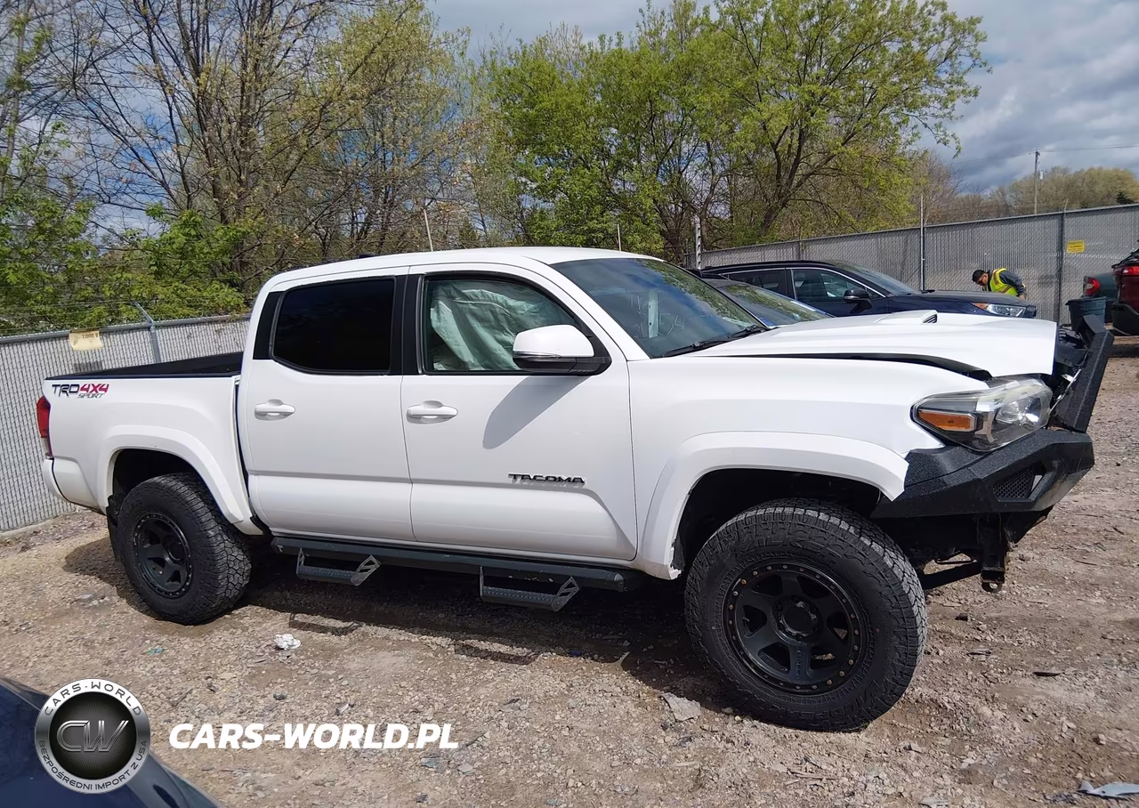 2017 Toyota Tacoma Trd Sport VIN:3TMCZ5AN2HM055245 - 13