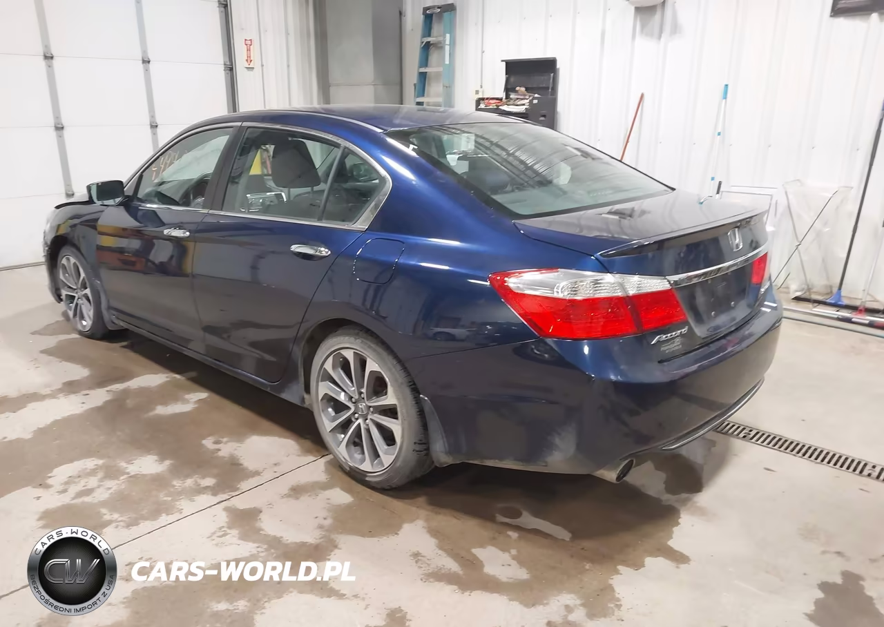 2015 Honda Accord Sport VIN:1HGCR2F53FA217919 - 3