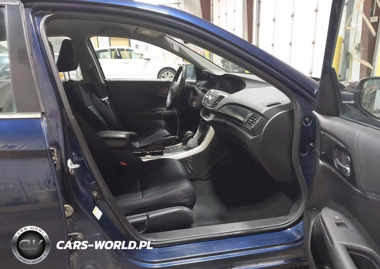 2015 Honda Accord Sport VIN:1HGCR2F53FA217919 - 5