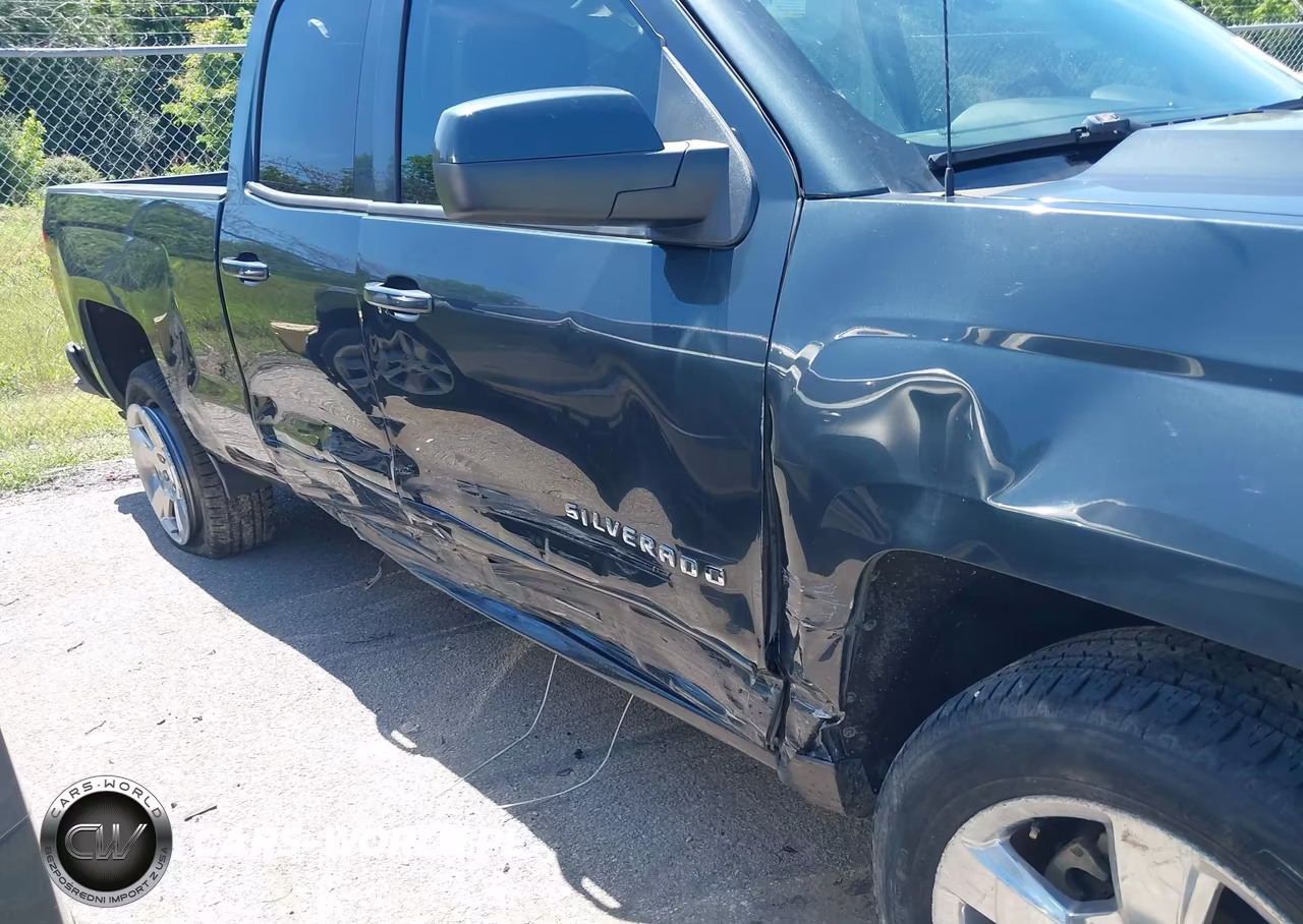 2018 Chevrolet Silverado 1500 1Lt VIN:1GCRCREC6JZ183729 - 6