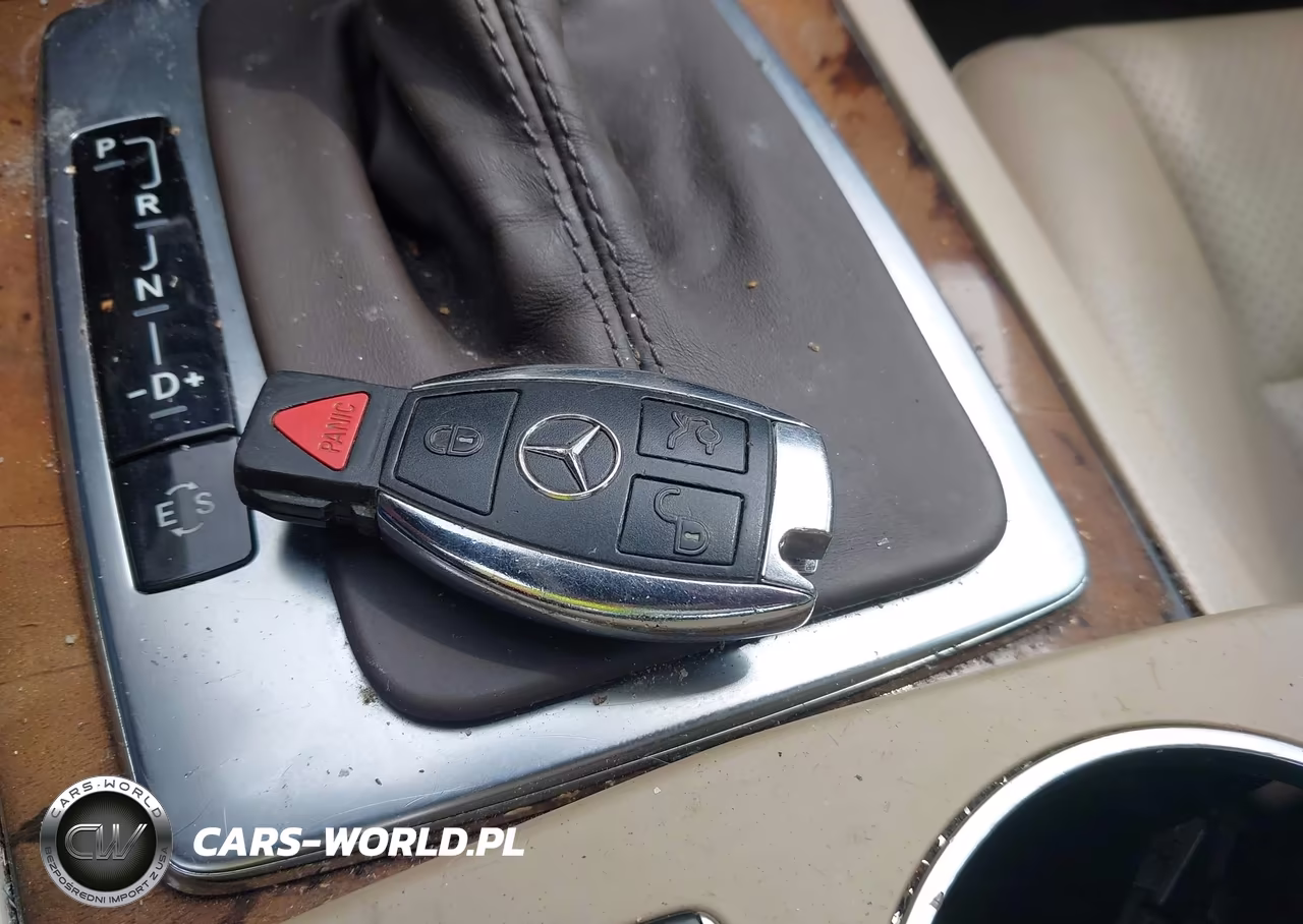 2012 Mercedes-Benz C 250 Sport VIN:WDDGF4HB7CA612999 - 11