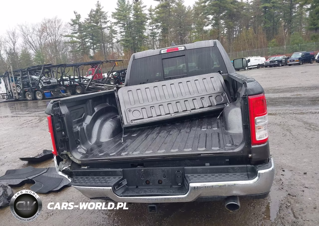 2020 Ram 1500 Big Horn 4X4 6'4 Box VIN:1C6SRFBT6LN316560 - 17