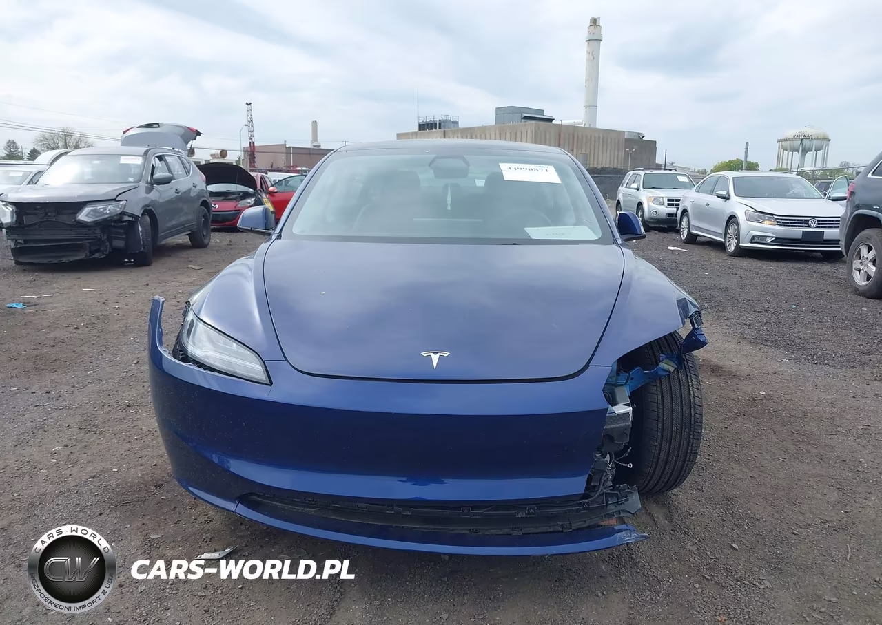 2025 Tesla Model 3 Long Range Rear-Wheel Drive-Standard Rear-Wheel Drive VIN:5YJ3E1EAXSF984364 - 11