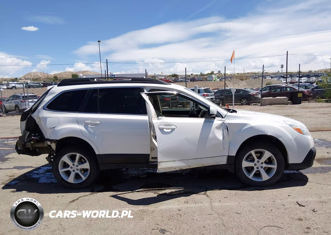 2013 Subaru Outback 2.5I Premium VIN:4S4BRBCCXD3293793 - 14