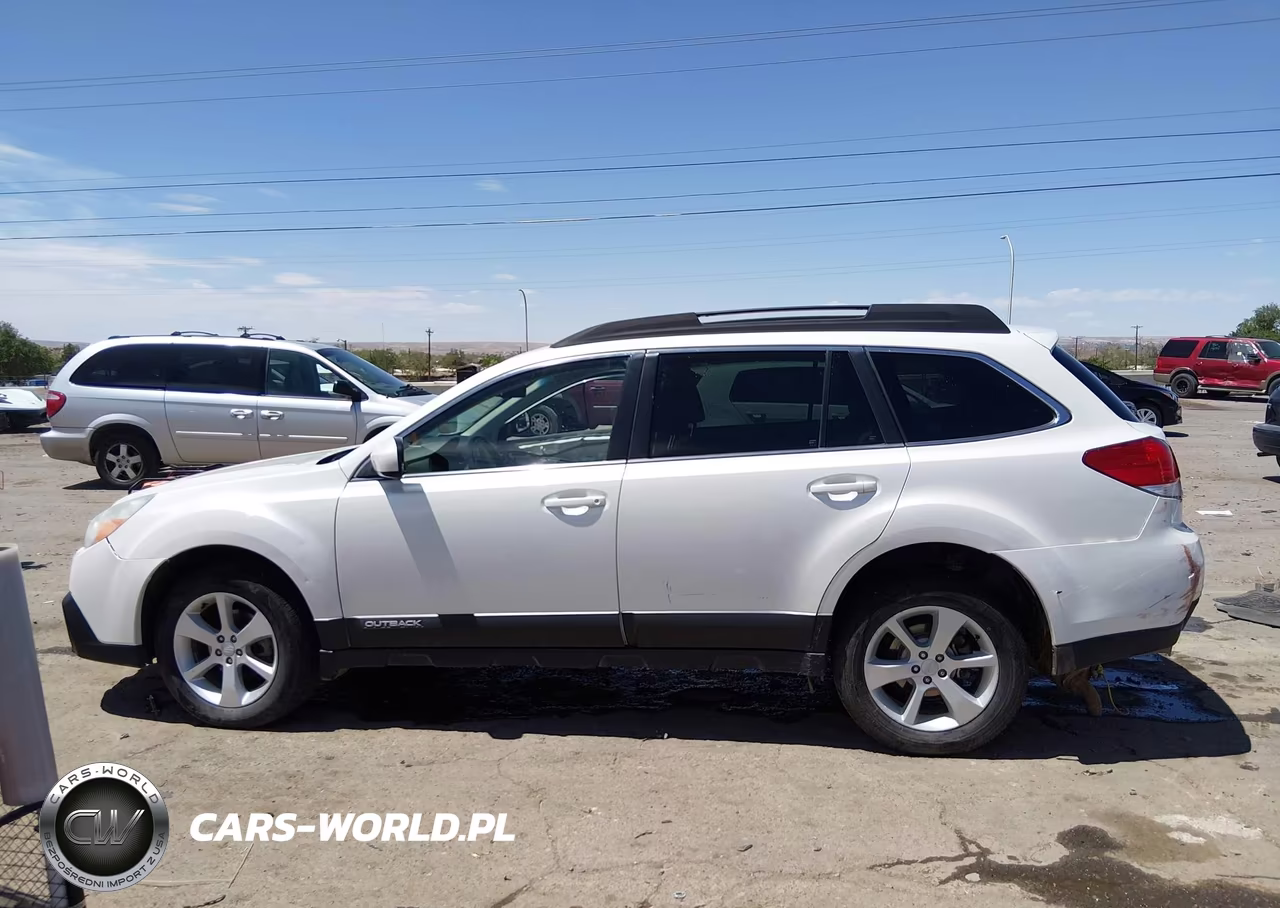 2013 Subaru Outback 2.5I Premium VIN:4S4BRBCCXD3293793 - 15