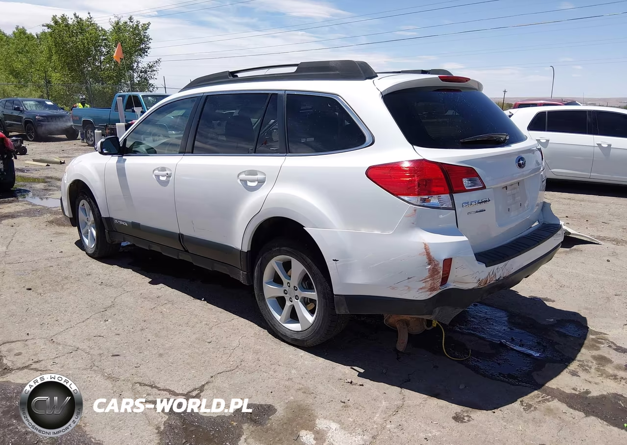 2013 Subaru Outback 2.5I Premium VIN:4S4BRBCCXD3293793 - 3