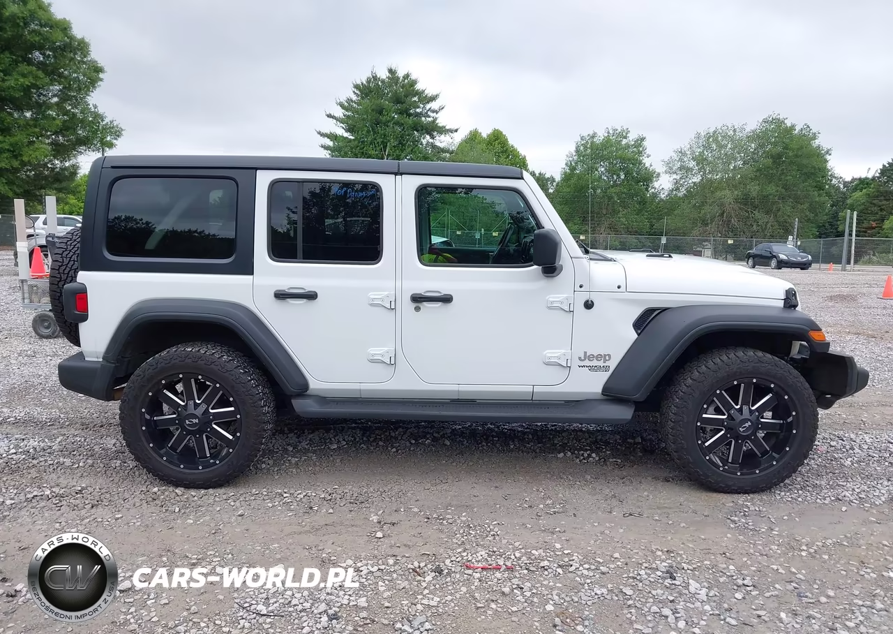 2021 Jeep Wrangler Unlimited Sport S 4X4 VIN:1C4HJXDN3MW577753 - 13