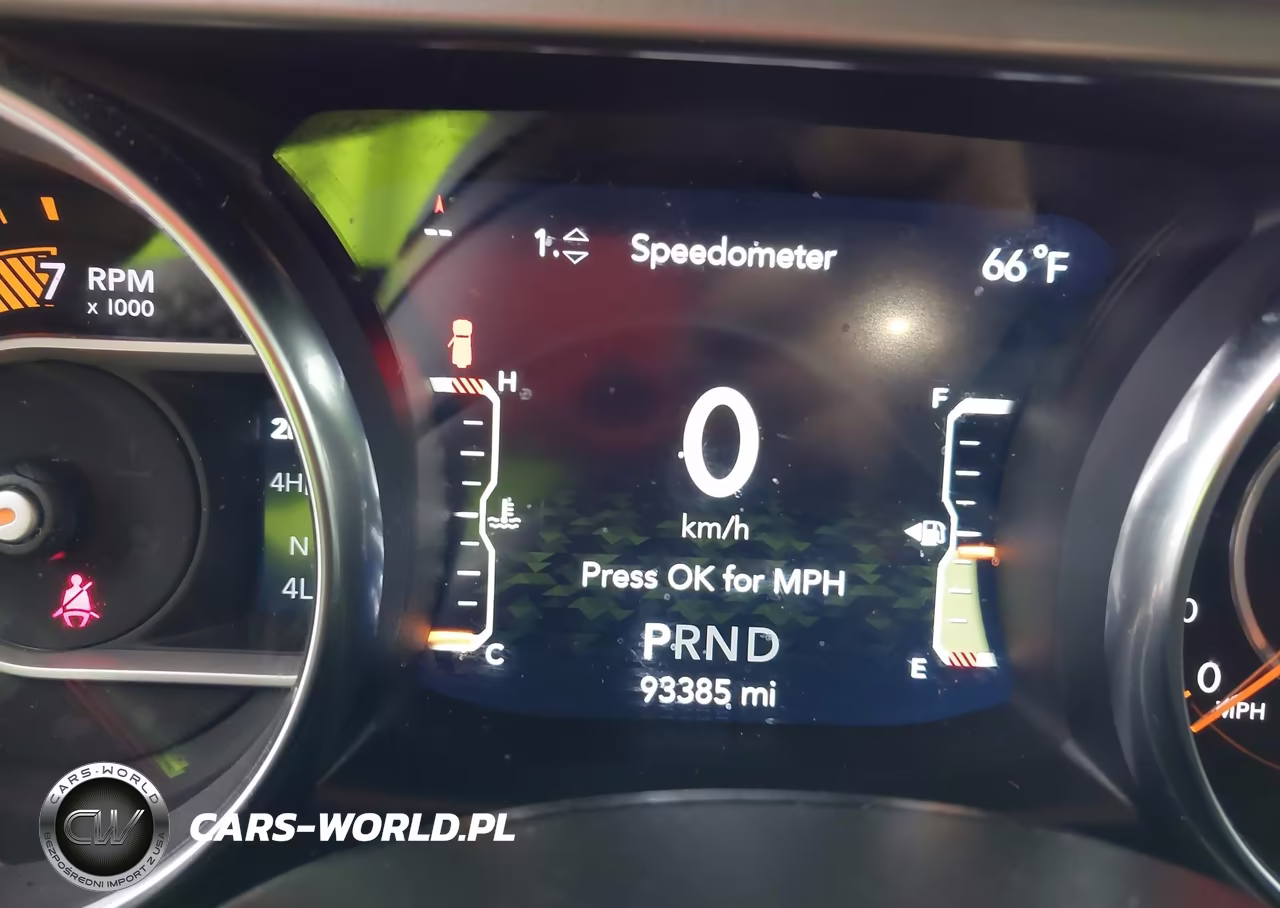 2021 Jeep Wrangler Unlimited Sport S 4X4 VIN:1C4HJXDN3MW577753 - 15