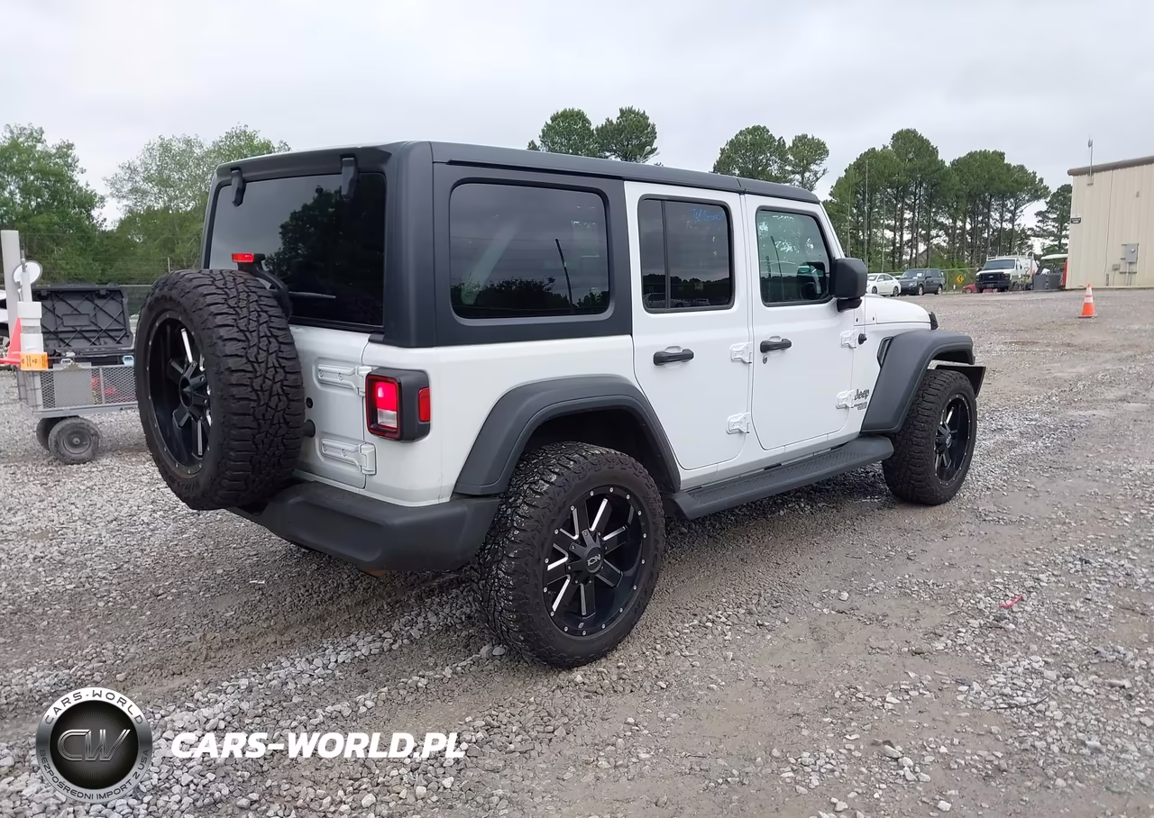 2021 Jeep Wrangler Unlimited Sport S 4X4 VIN:1C4HJXDN3MW577753 - 4