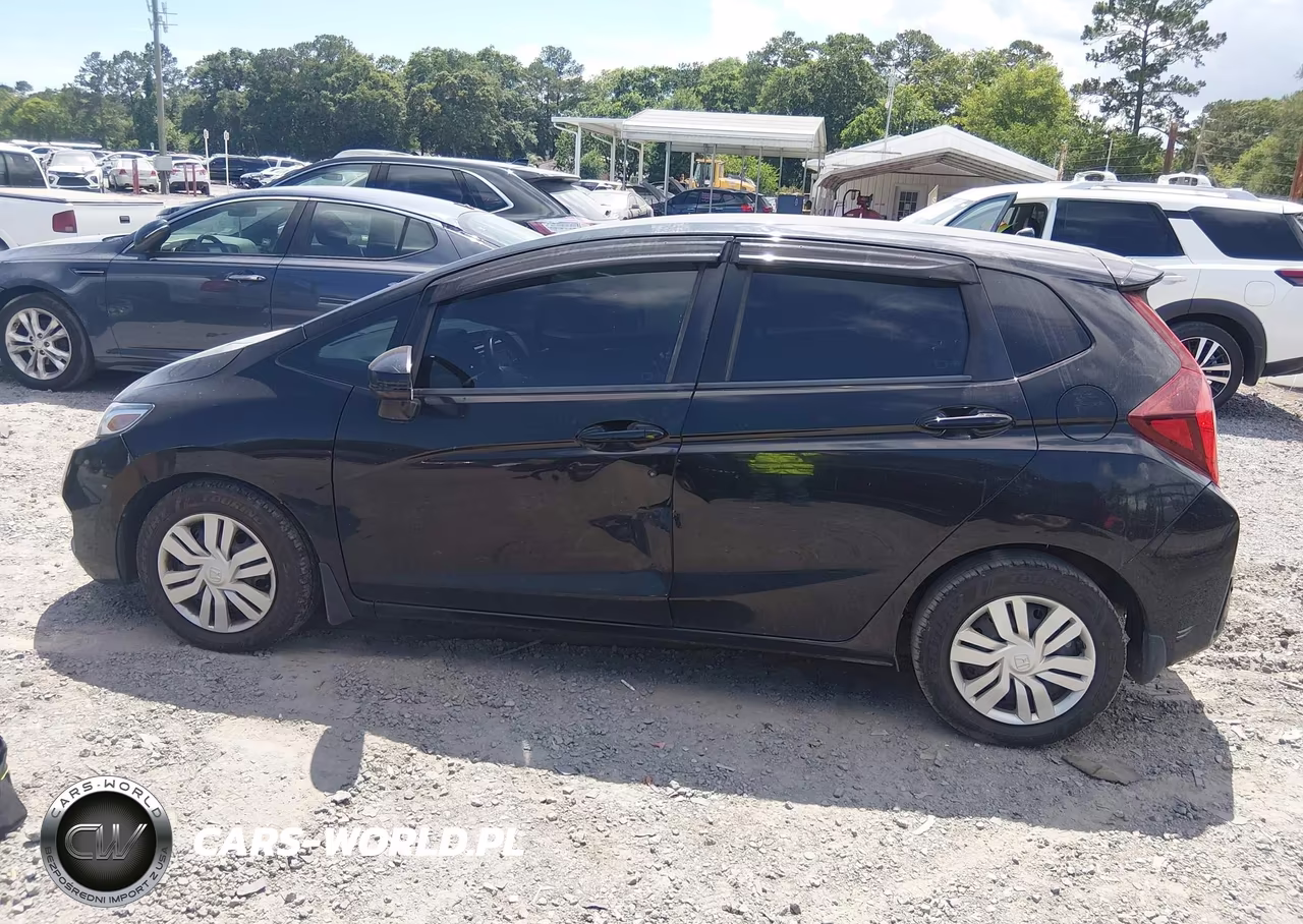 2015 Honda Fit Lx VIN:3HGGK5H56FM787162 - 15