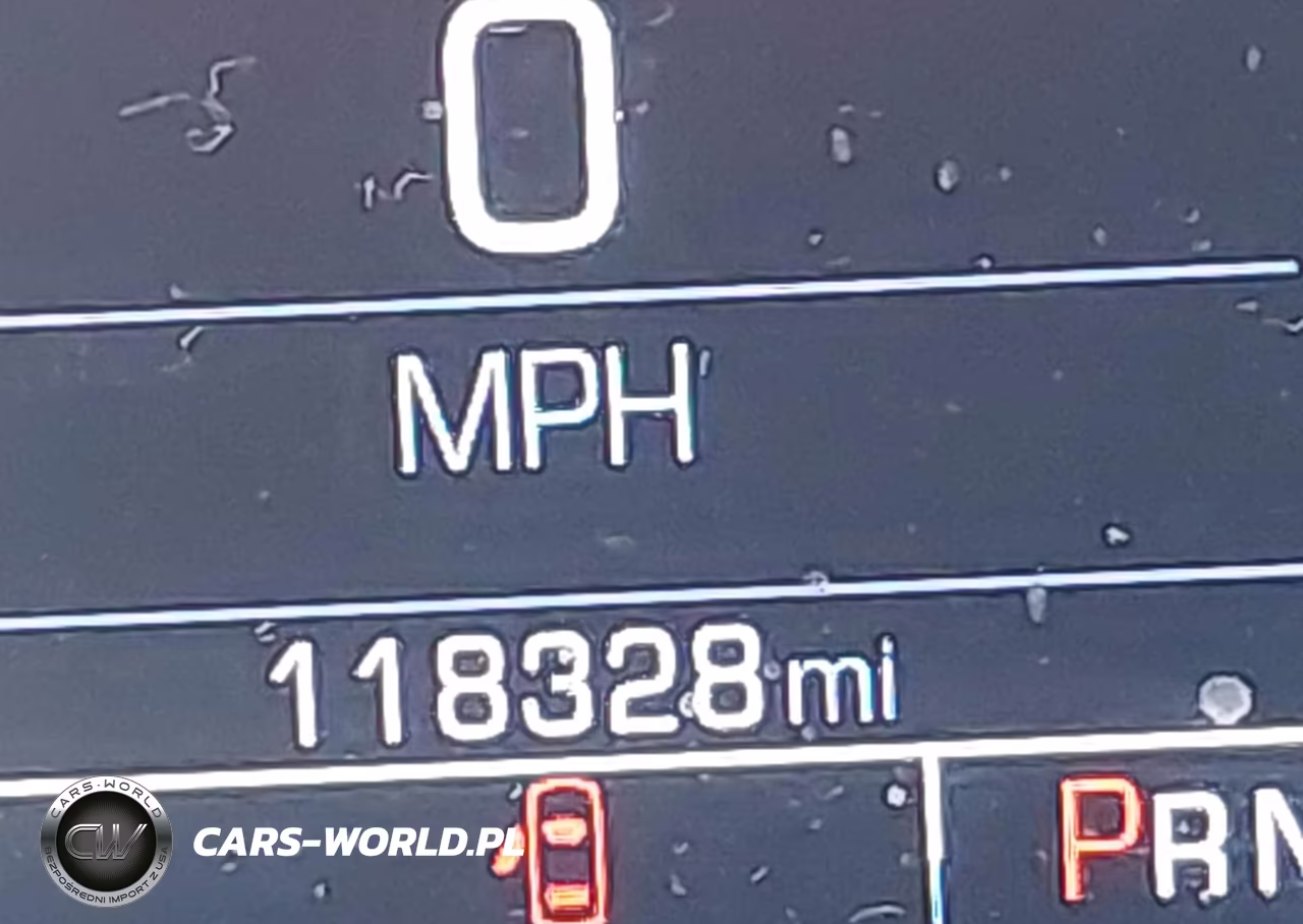 2018 Chevrolet Suburban Ls VIN:1GNSCGKC4JR262169 - 16