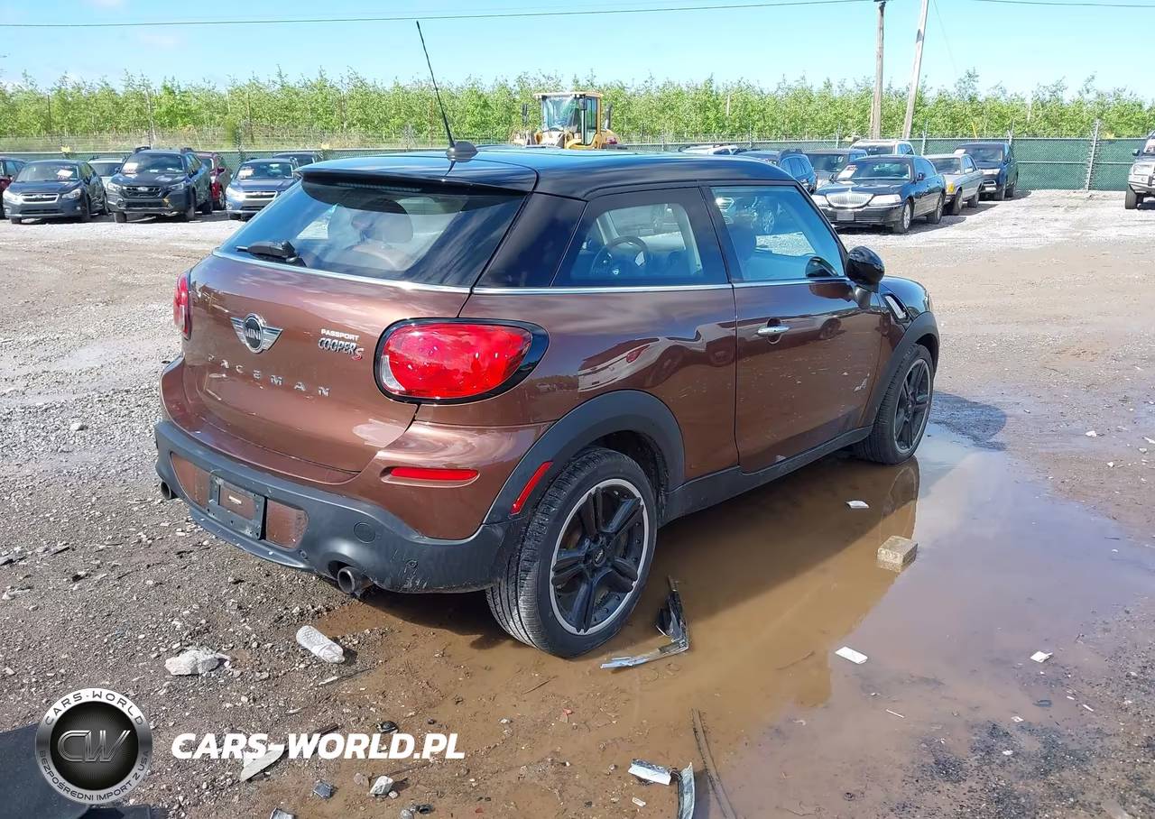 2016 Mini Paceman Cooper S VIN:WMWSS7C50GWN70801 - 4
