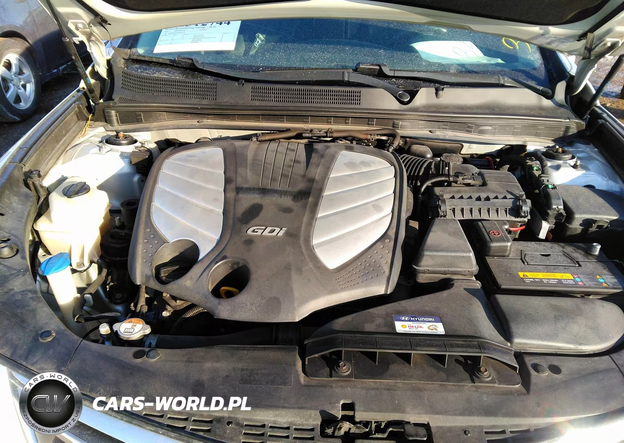 2017 Hyundai Azera VIN:KMHFG4JG6HA583376 - 10