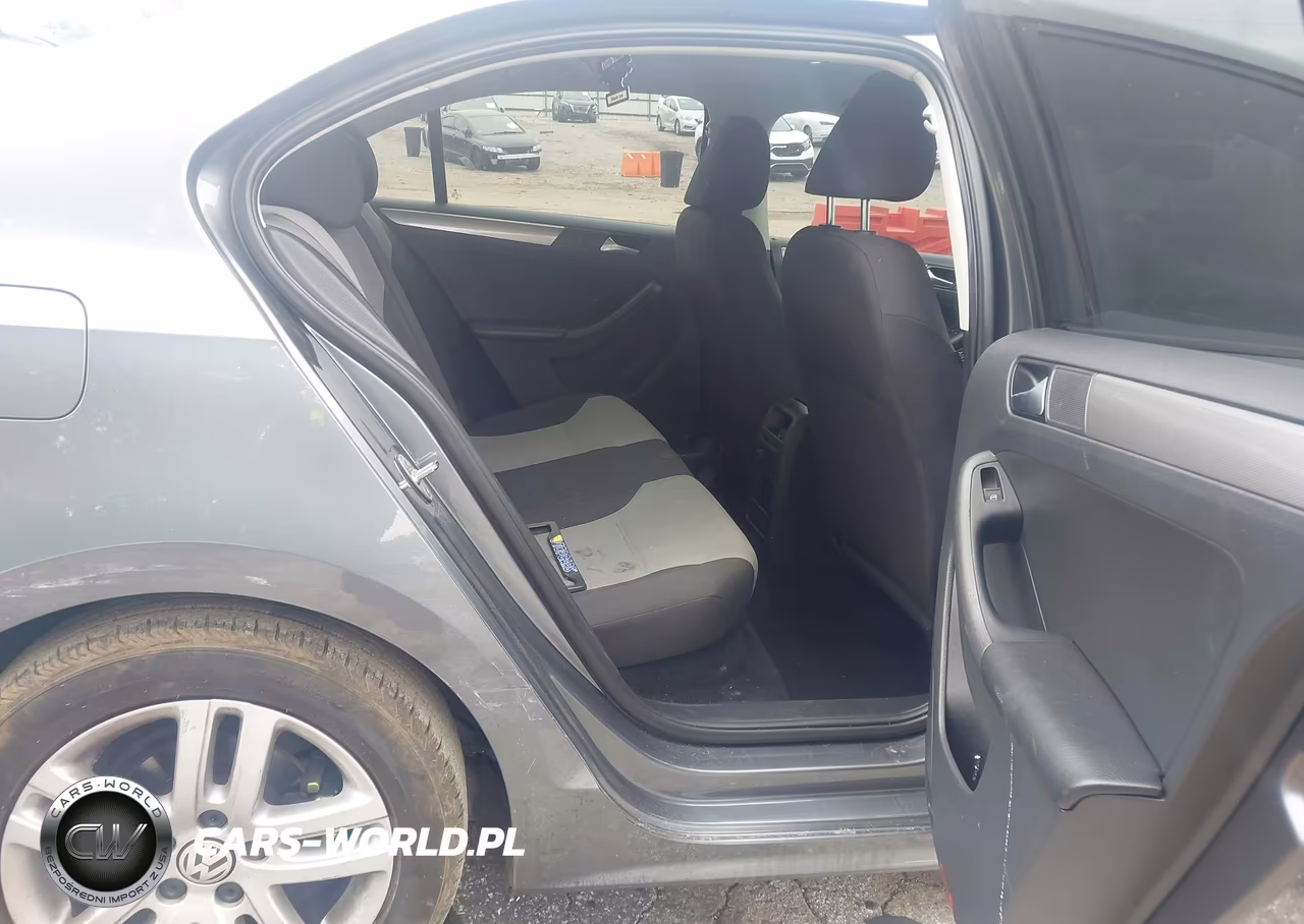 2018 Volkswagen Jetta 1.4T S VIN:3VW2B7AJ7JM255615 - 8