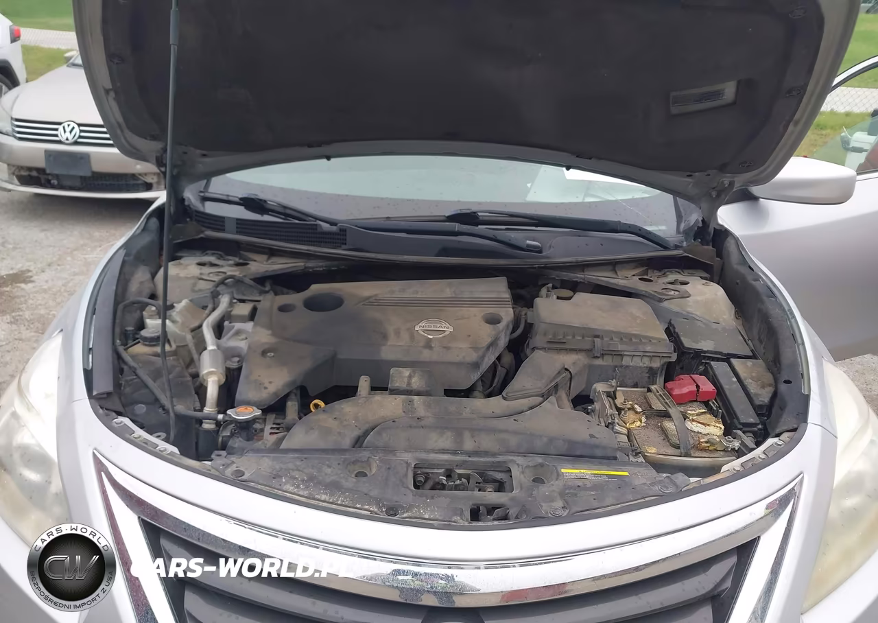 2014 Nissan Altima 2.5 S VIN:1N4AL3AP1EC136612 - 10