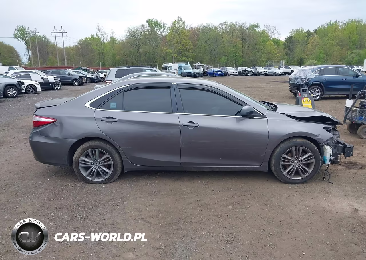 2015 Toyota Camry Se VIN:4T1BF1FK9FU984896 - 13