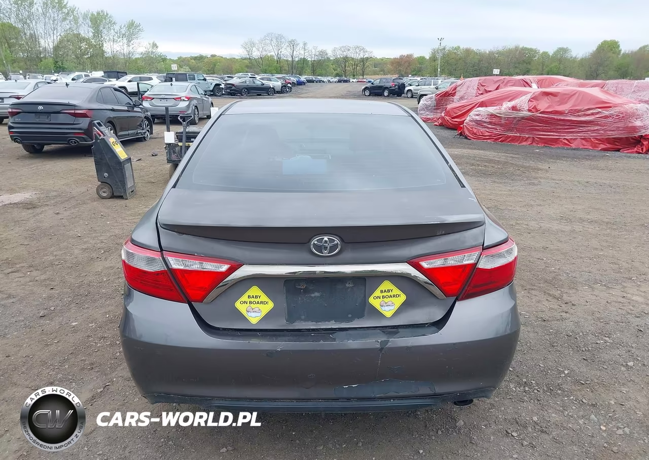 2015 Toyota Camry Se VIN:4T1BF1FK9FU984896 - 16