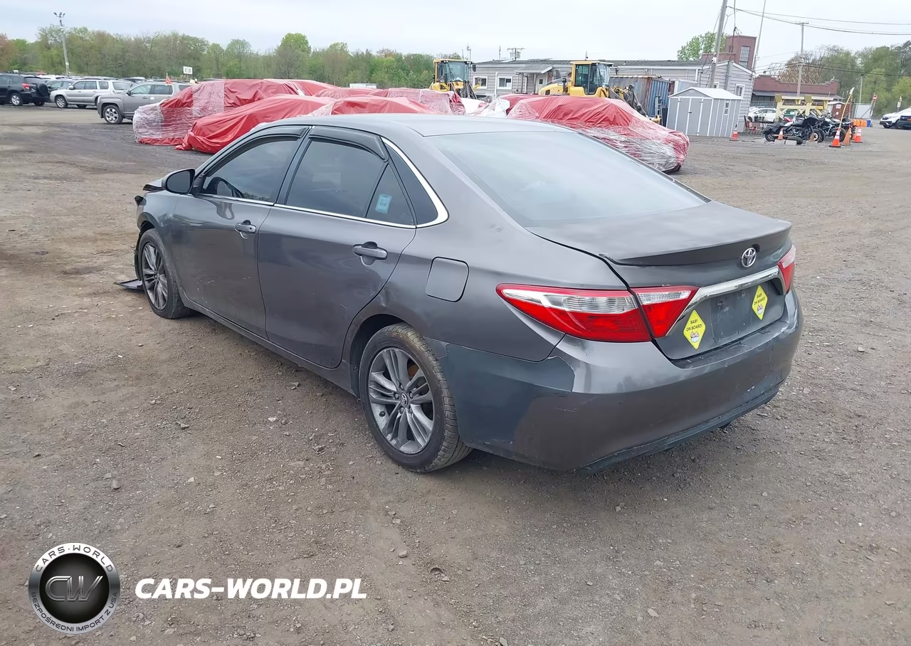 2015 Toyota Camry Se VIN:4T1BF1FK9FU984896 - 3