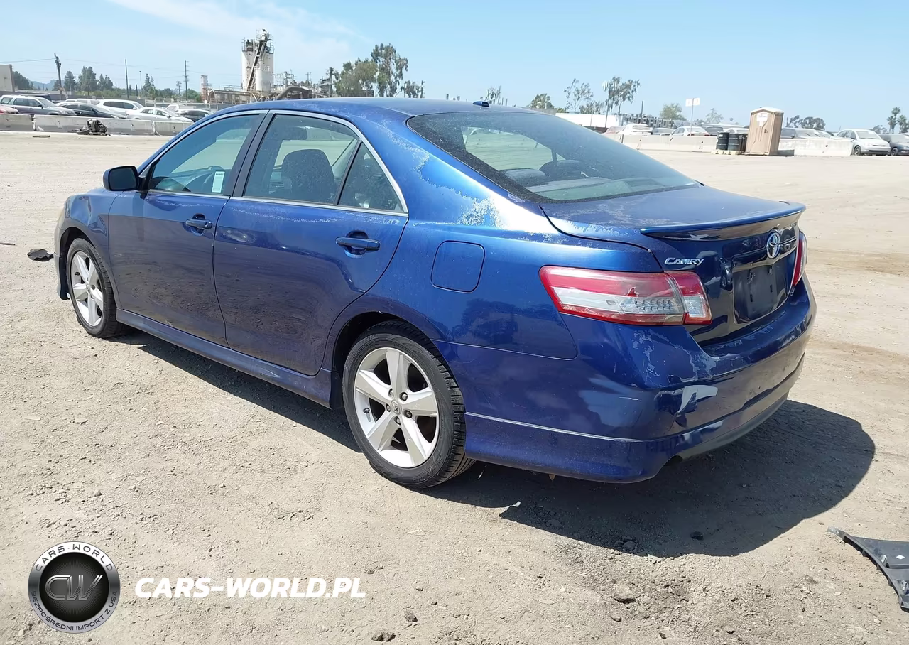 2010 Toyota Camry Se VIN:4T1BF3EK8AU573365 - 3