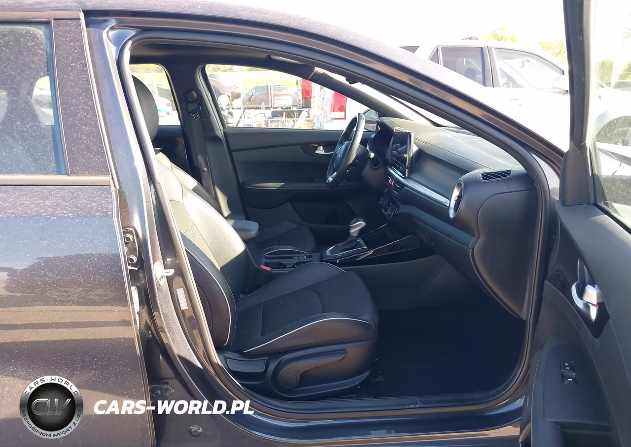 2023 Kia Forte Gt-Line VIN:3KPF54ADXPE598135 - 5