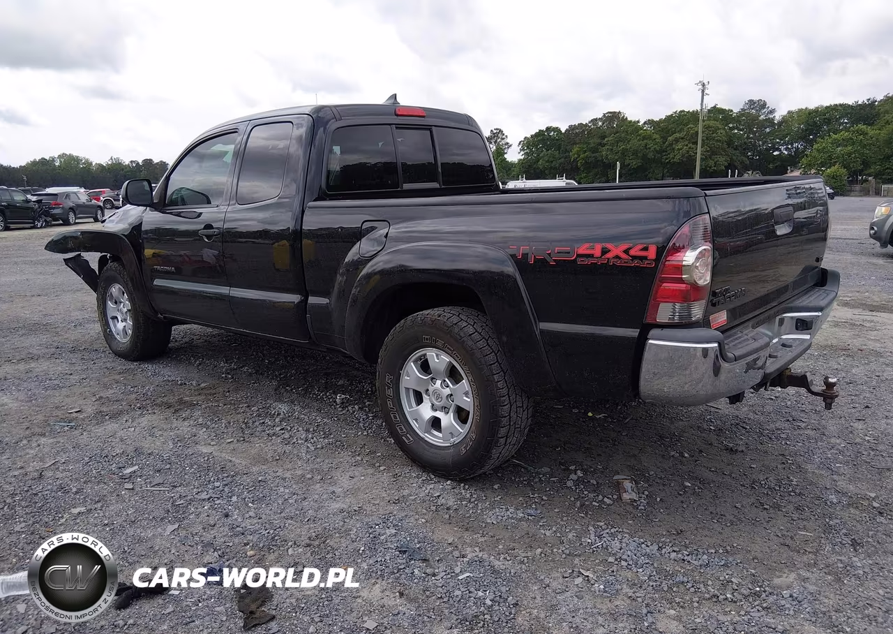 2012 Toyota Tacoma Base V6 VIN:5TFUU4EN9CX045953 - 3