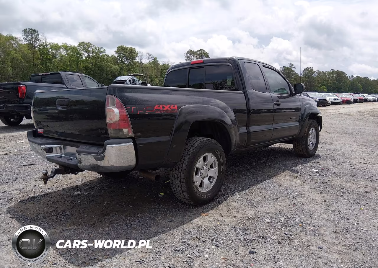 2012 Toyota Tacoma Base V6 VIN:5TFUU4EN9CX045953 - 4