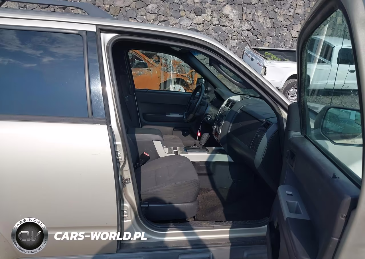 2012 Ford Escape Xlt VIN:1FMCU9DG9CKB42994 - 5