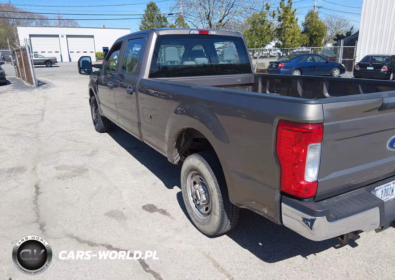 2019 Ford F-250 Xl VIN:1FT7W2A62KEF03014 - 3