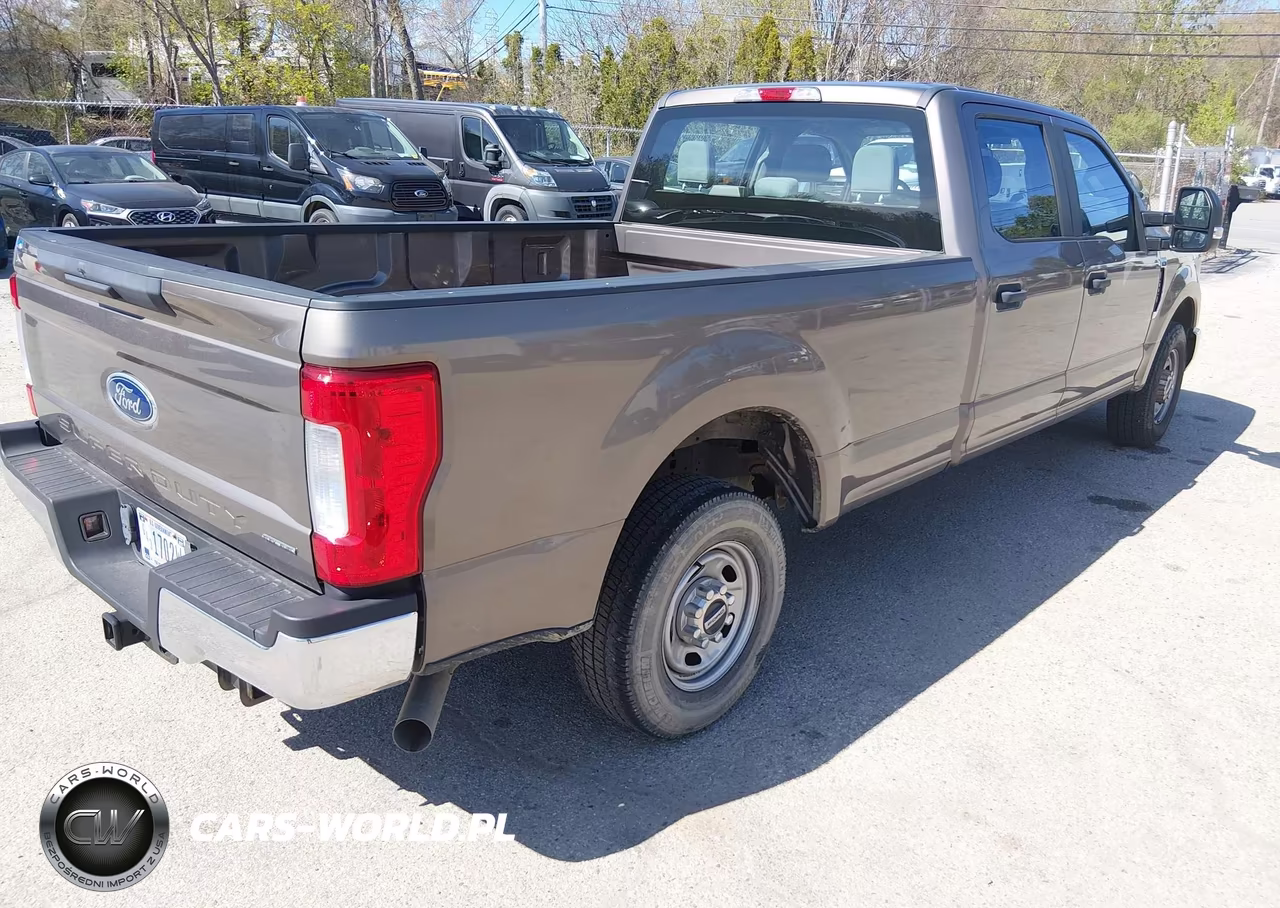 2019 Ford F-250 Xl VIN:1FT7W2A62KEF03014 - 4