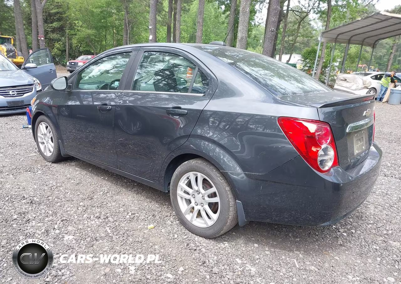 2015 Chevrolet Sonic Lt Auto VIN:1G1JC5SG6F4210924 - 3