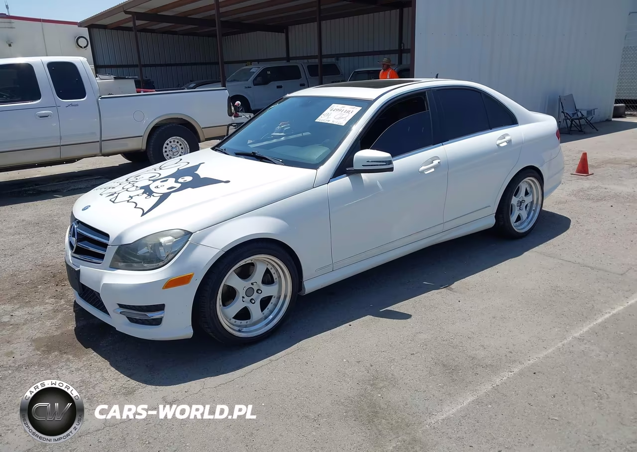 2014 Mercedes-Benz C 250 Sport VIN:WDDGF4HB4EA952971 - 2