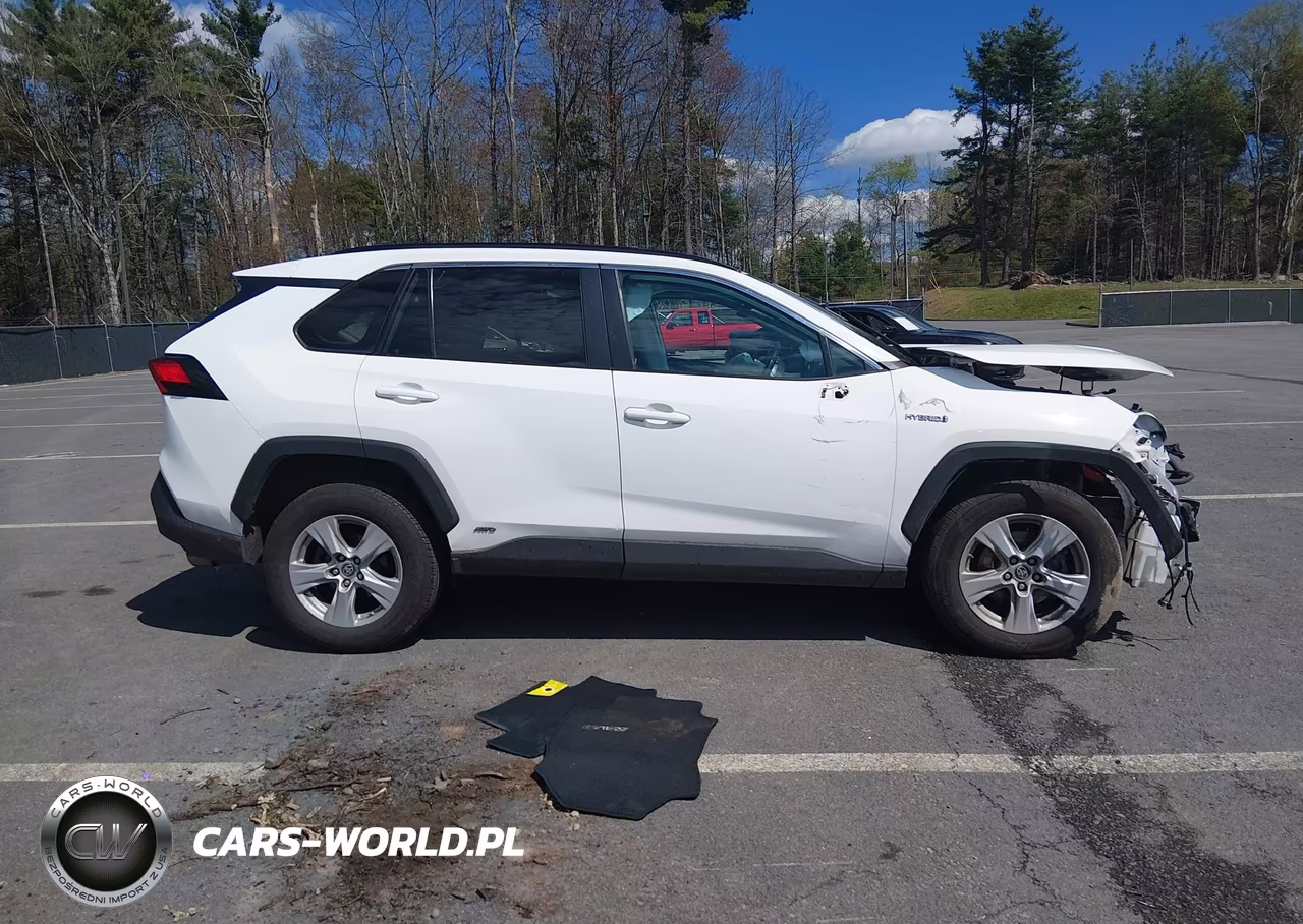 2021 Toyota Rav4 Hybrid Le VIN:2T3MWRFV6MW116490 - 13
